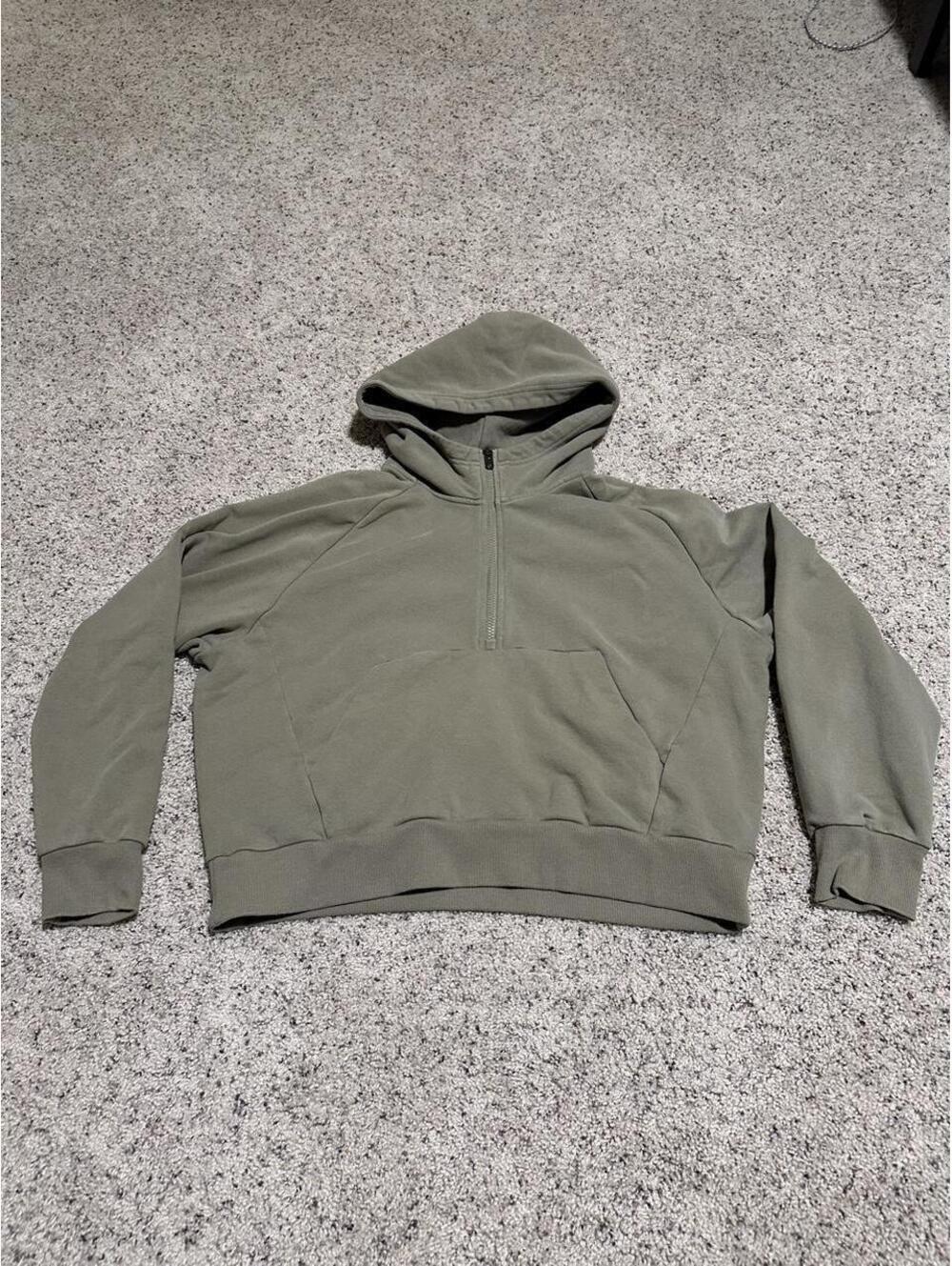 Athleta Women's Green and Khaki Hoody